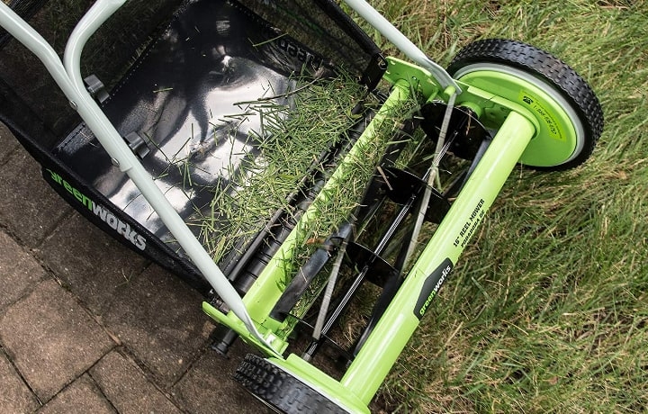 push mower with four cutting blades push mower with four cutting blades