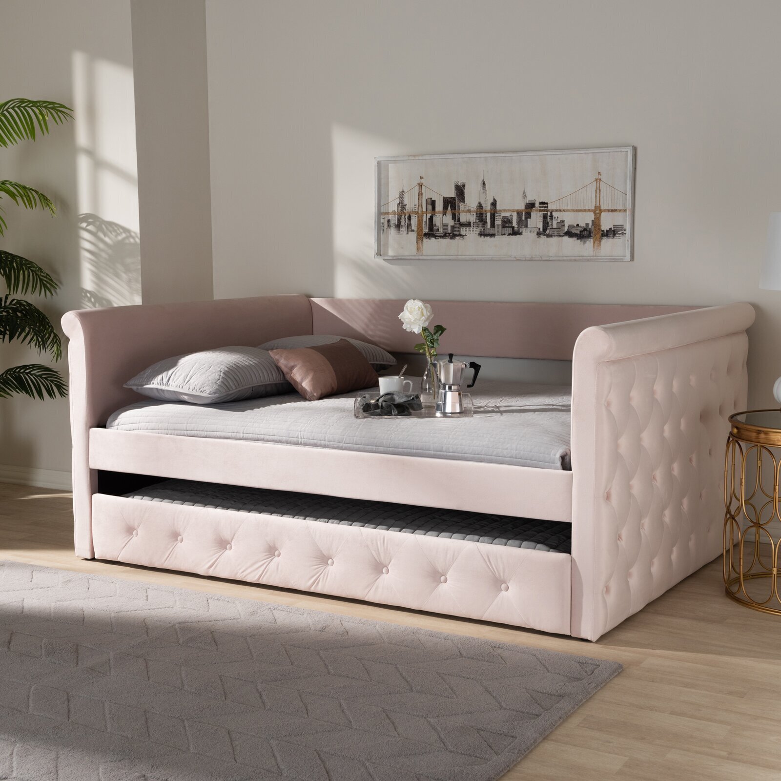 Queen Size Daybed With Full Size Pull Out Bed
