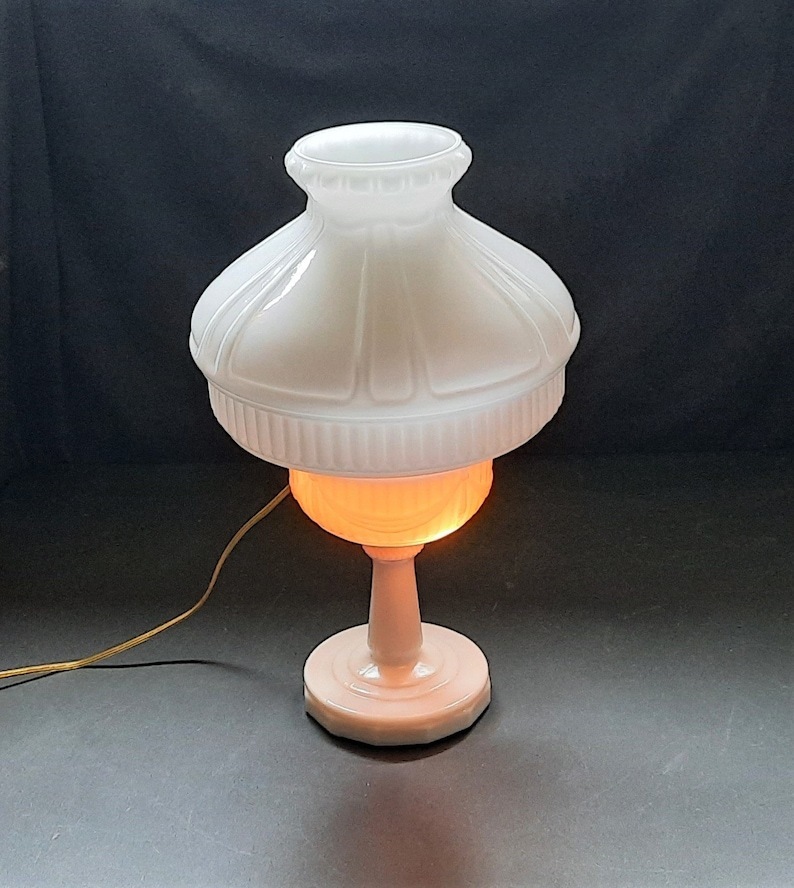 Rare Collectible Aladdin Alacite Lamp