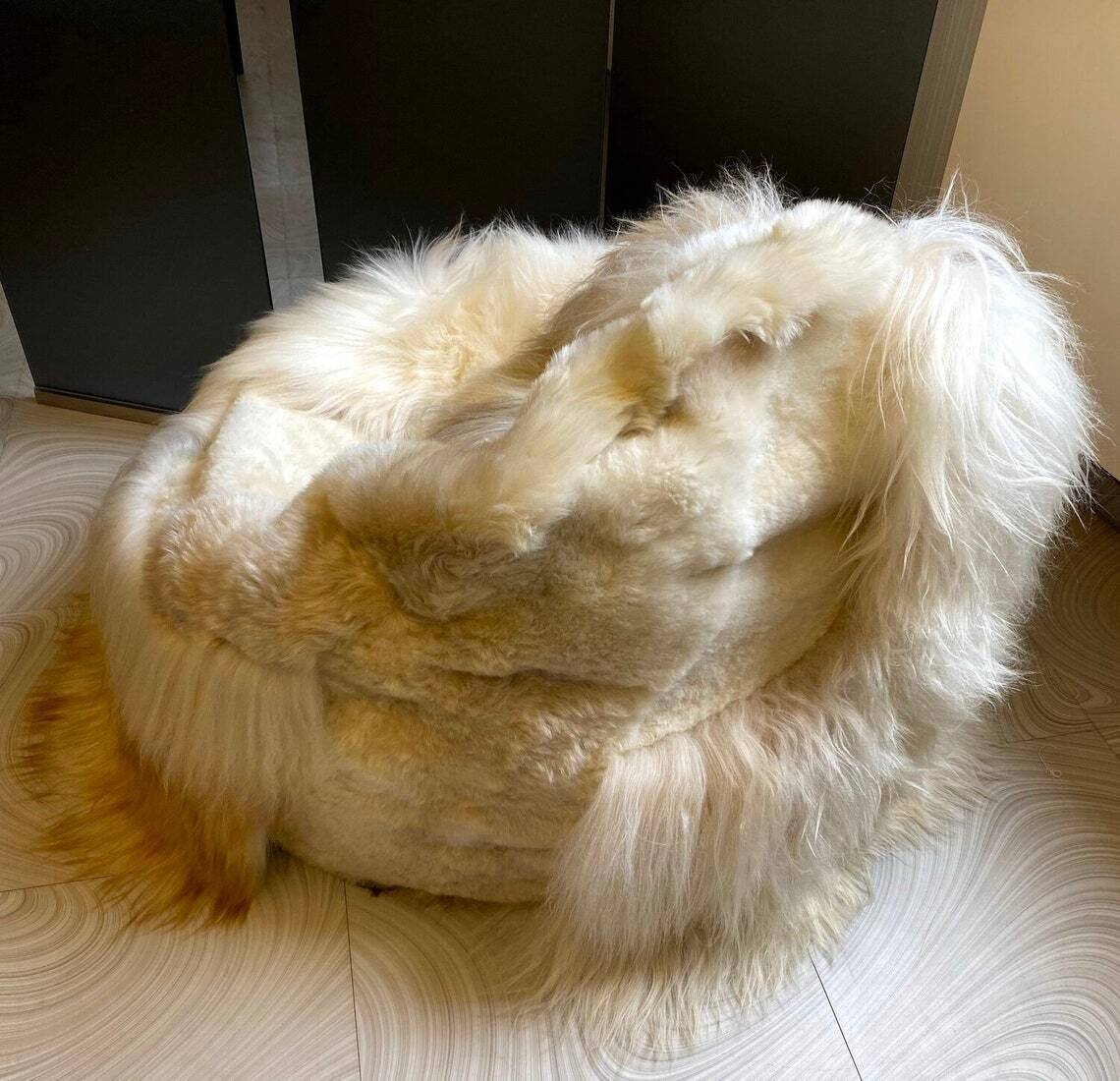 Relaxing Sherpa Wool Furry Chair Beanbag