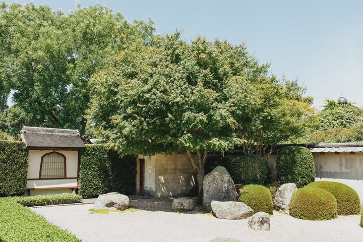 indoor japanese zen garden