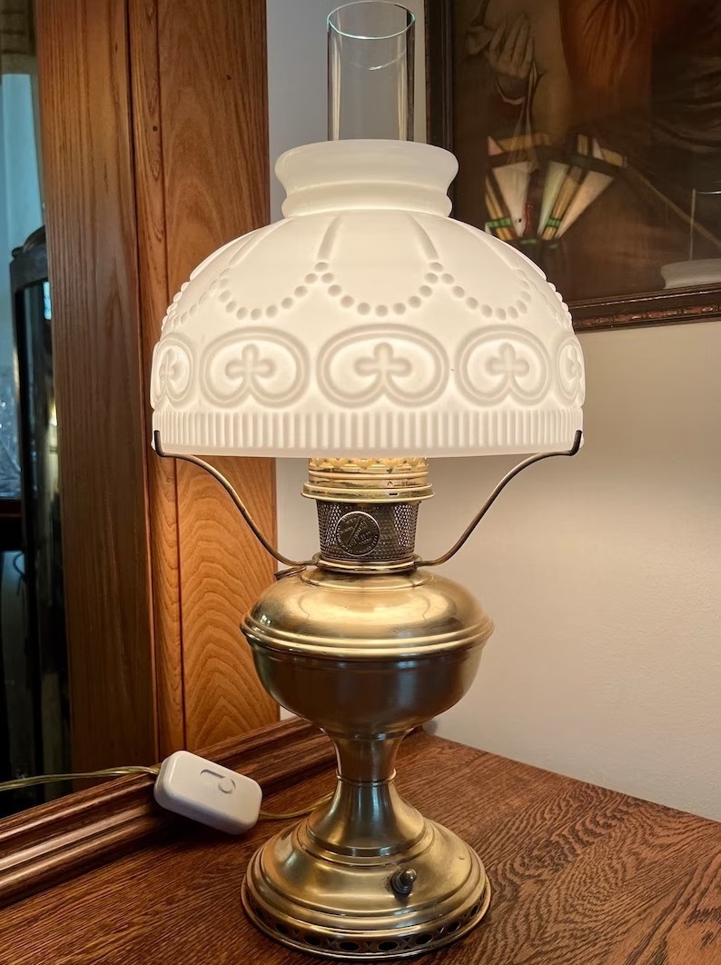 Restored Aladdin Electric Lamp