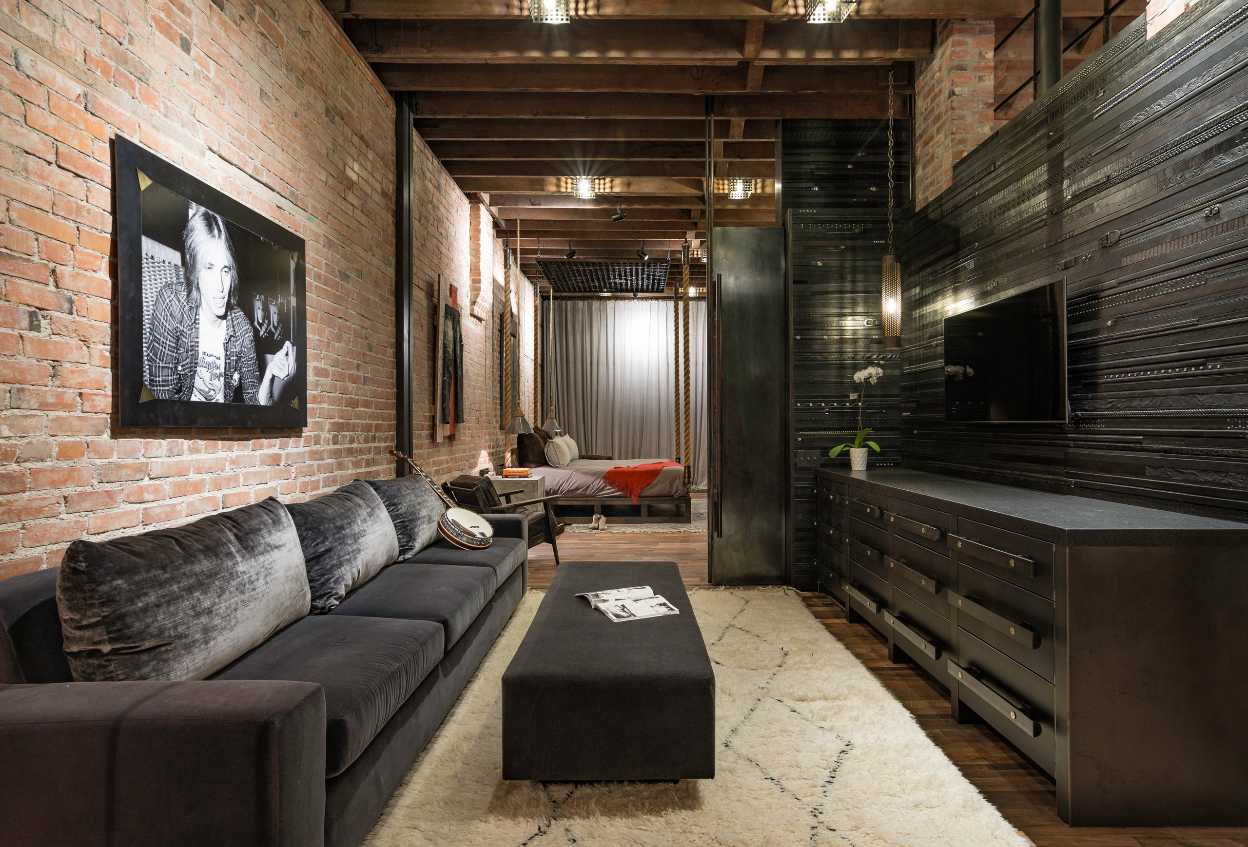 Room With Heavily Contrasting Decor Styles