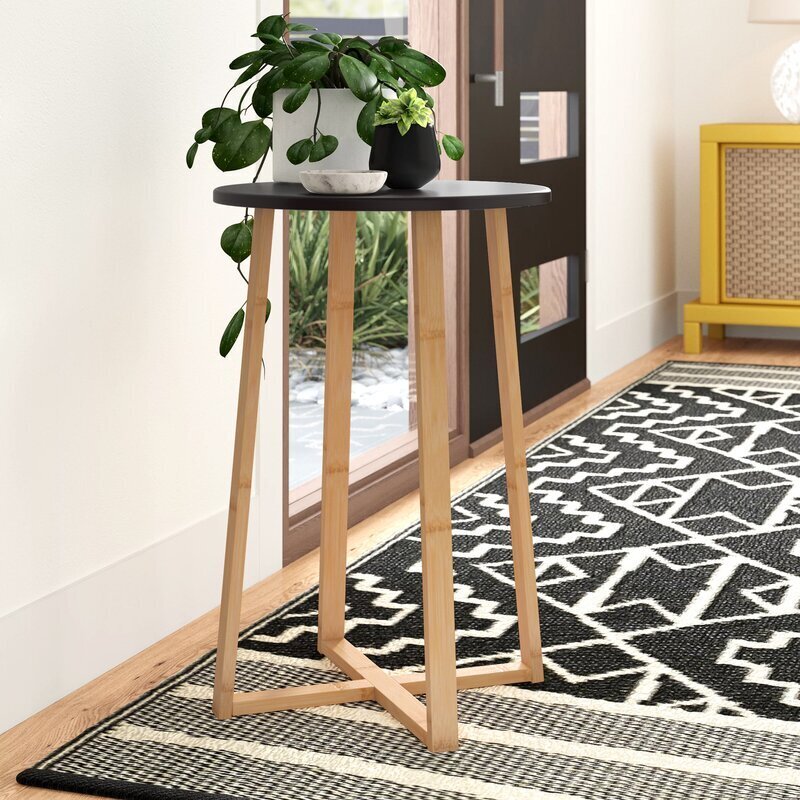Round Classic Pedestal Plant Stands