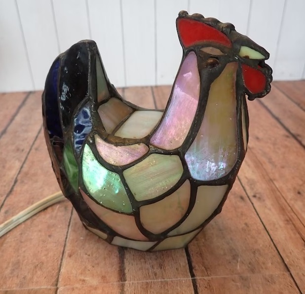 Set of two quaint chicken lamps