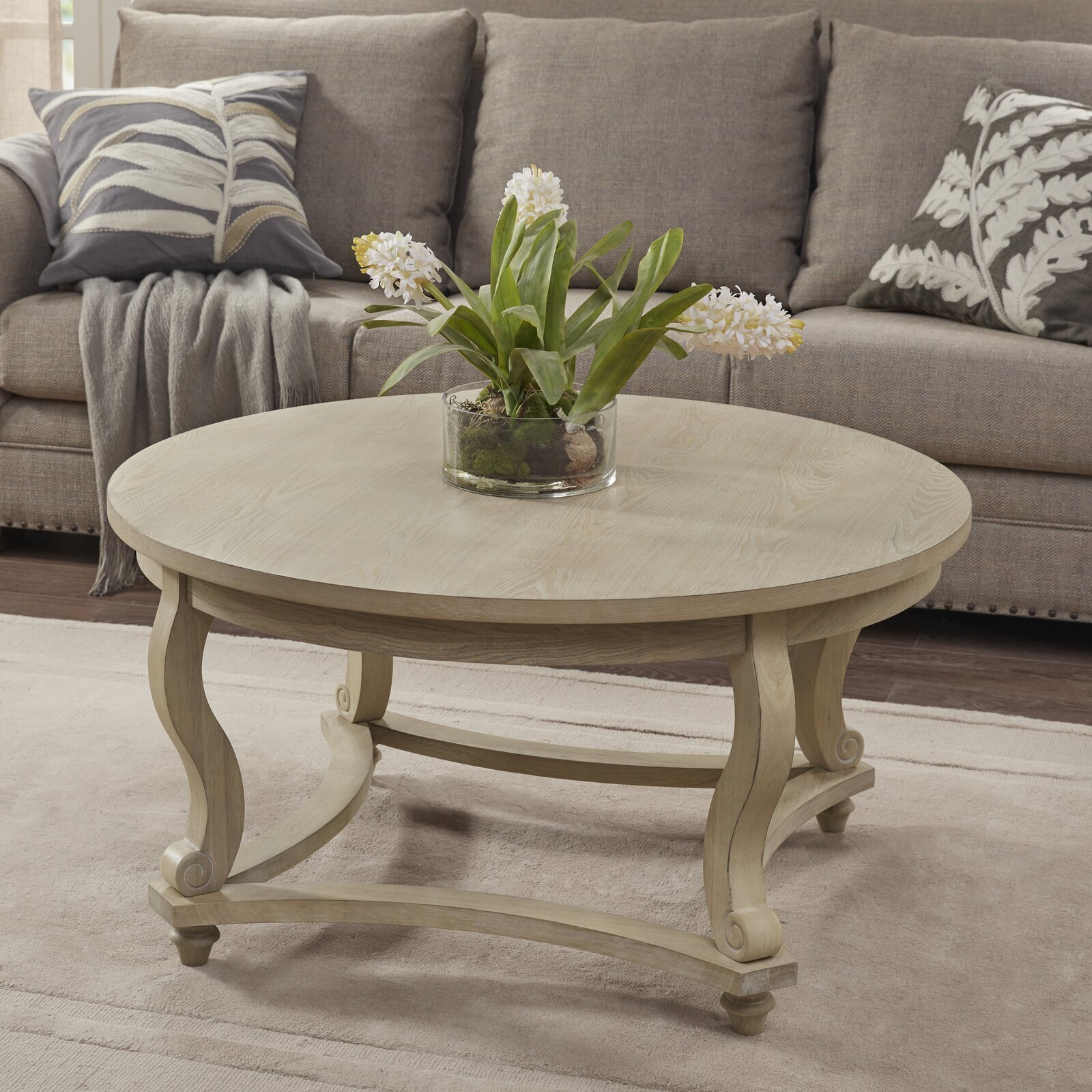 Shabby chic round coffee table