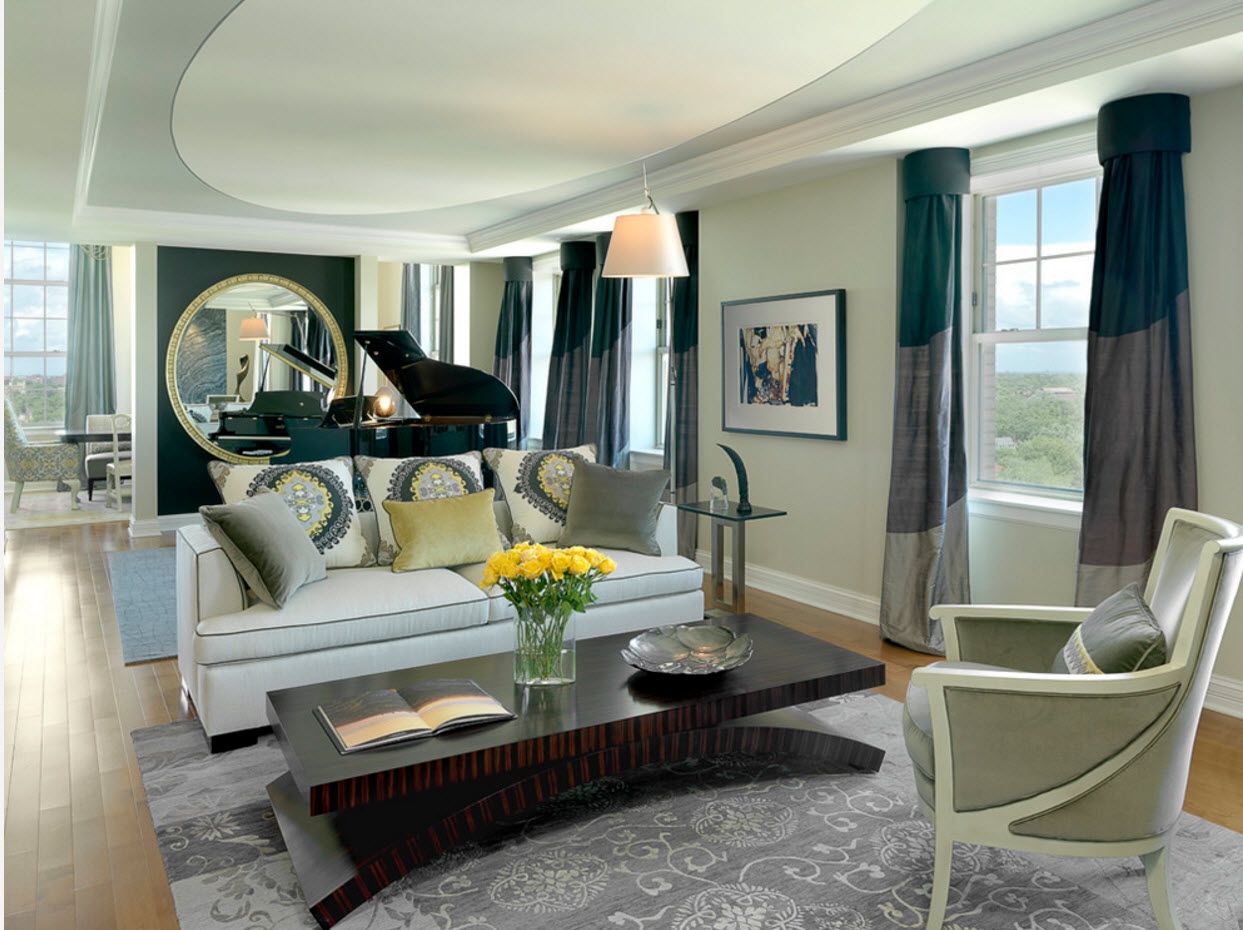 Sitting Room With Alternating Green Tones