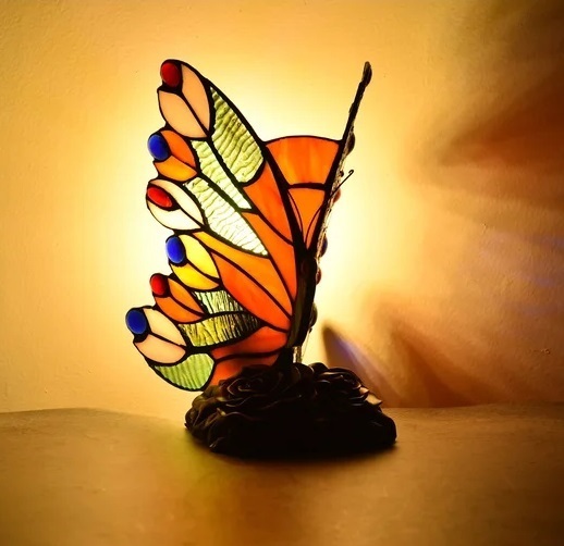 Small Dale Tiffany Butterfly Lamp