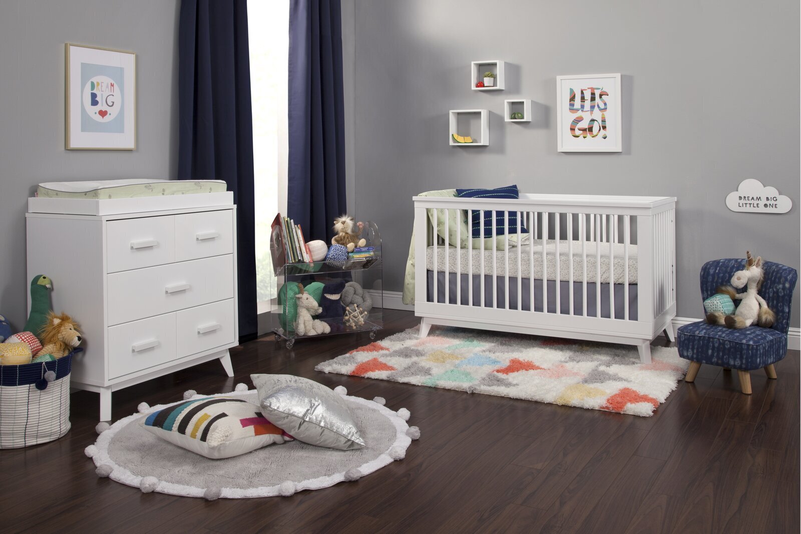 Solid wood crib and dresser set with changing table