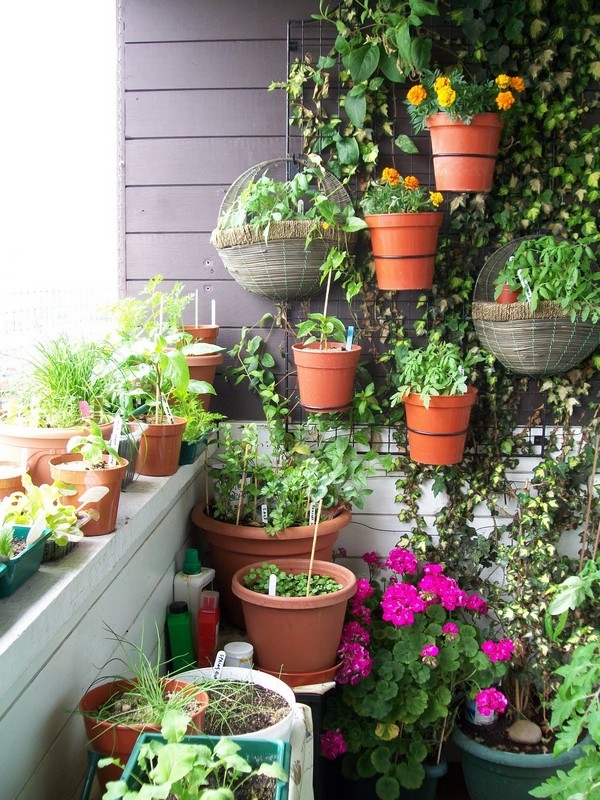 Stacked Planters Stacked Planters