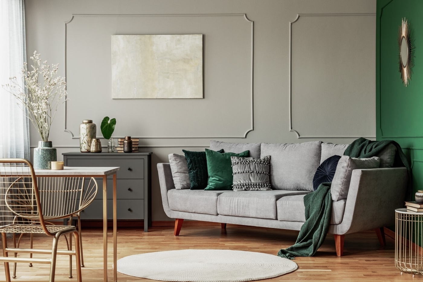 what-colour-goes-with-emerald-green-sofa-homeminimalisite