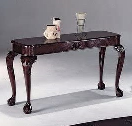 Stylish Queen Anne Sofa Table