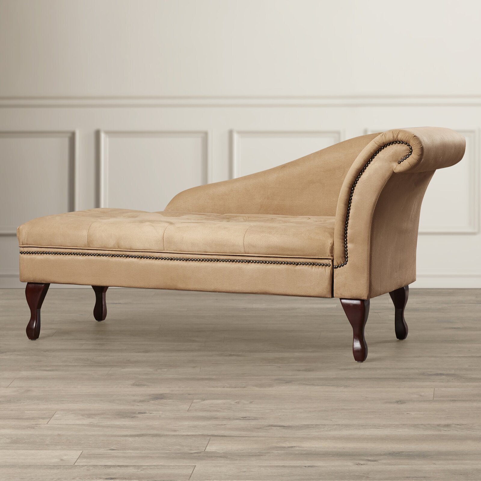 Traditional Style Chaise Lounge Right Arm Facing