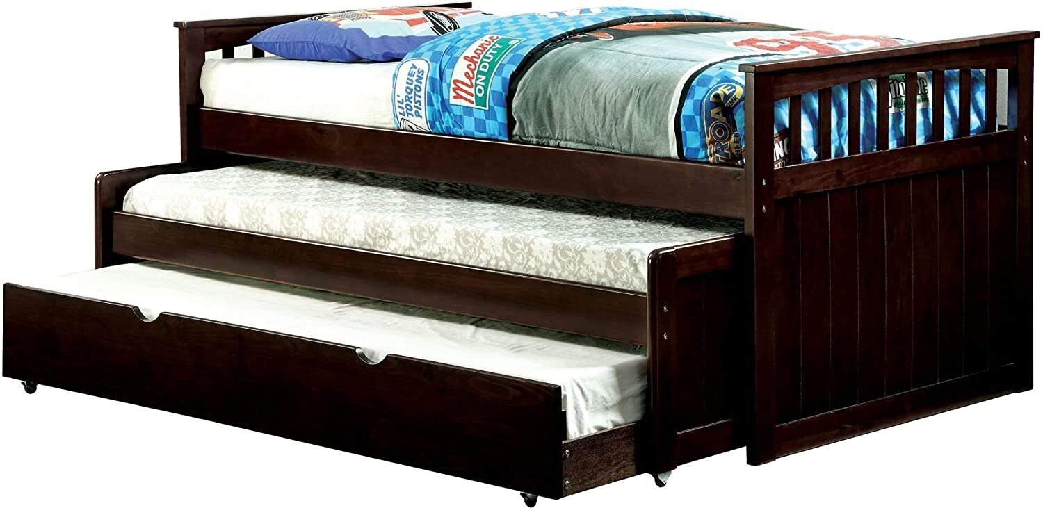 Traditional Triple Trundle Bed