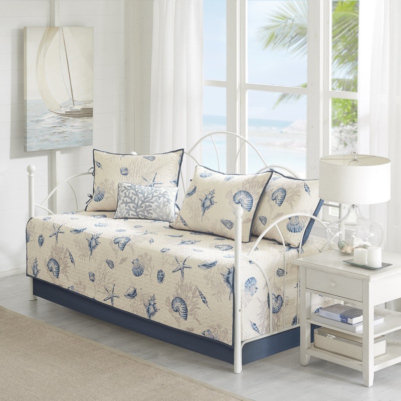 Turk Blue/Beige Microfiber Reversible Coastal 6 Piece Quilt Set