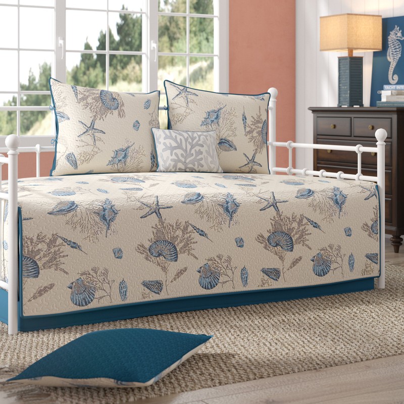 Turk Blue/Beige Microfiber Reversible Coastal 6 Piece Quilt Set