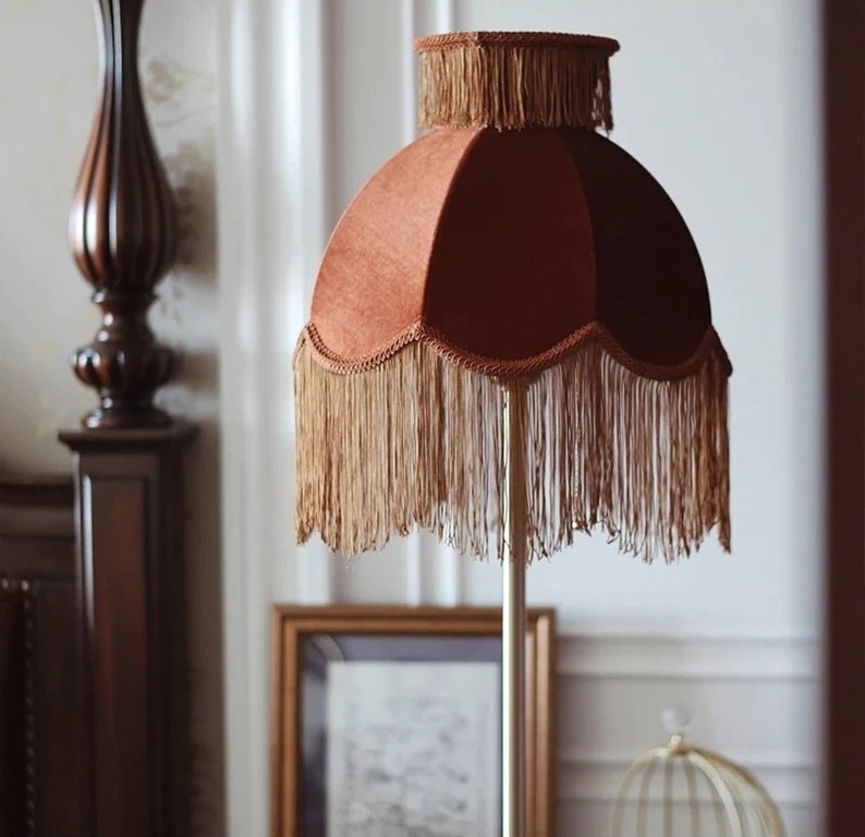Victorian Luxury Tassel Lamp