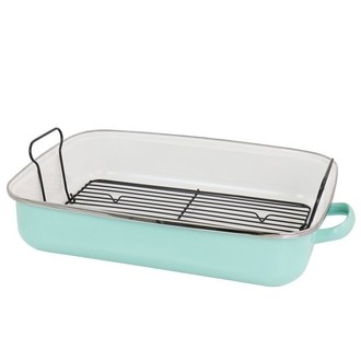 https://foter.com/photos/424/vintage-style-roasting-pan.jpeg?s=b1s