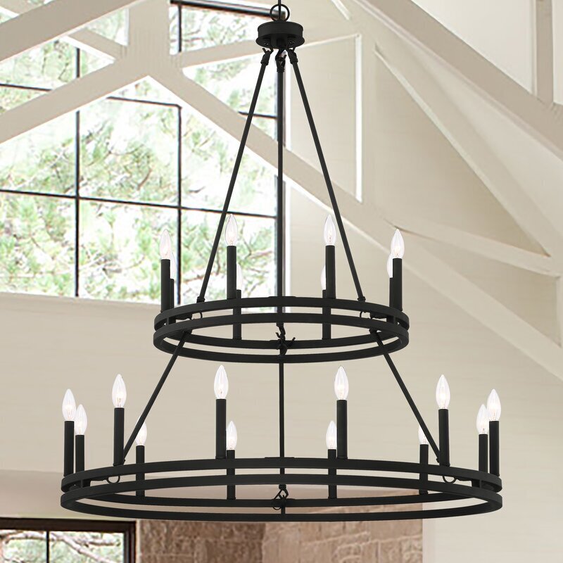 Wagon wheel lamp in traditional style