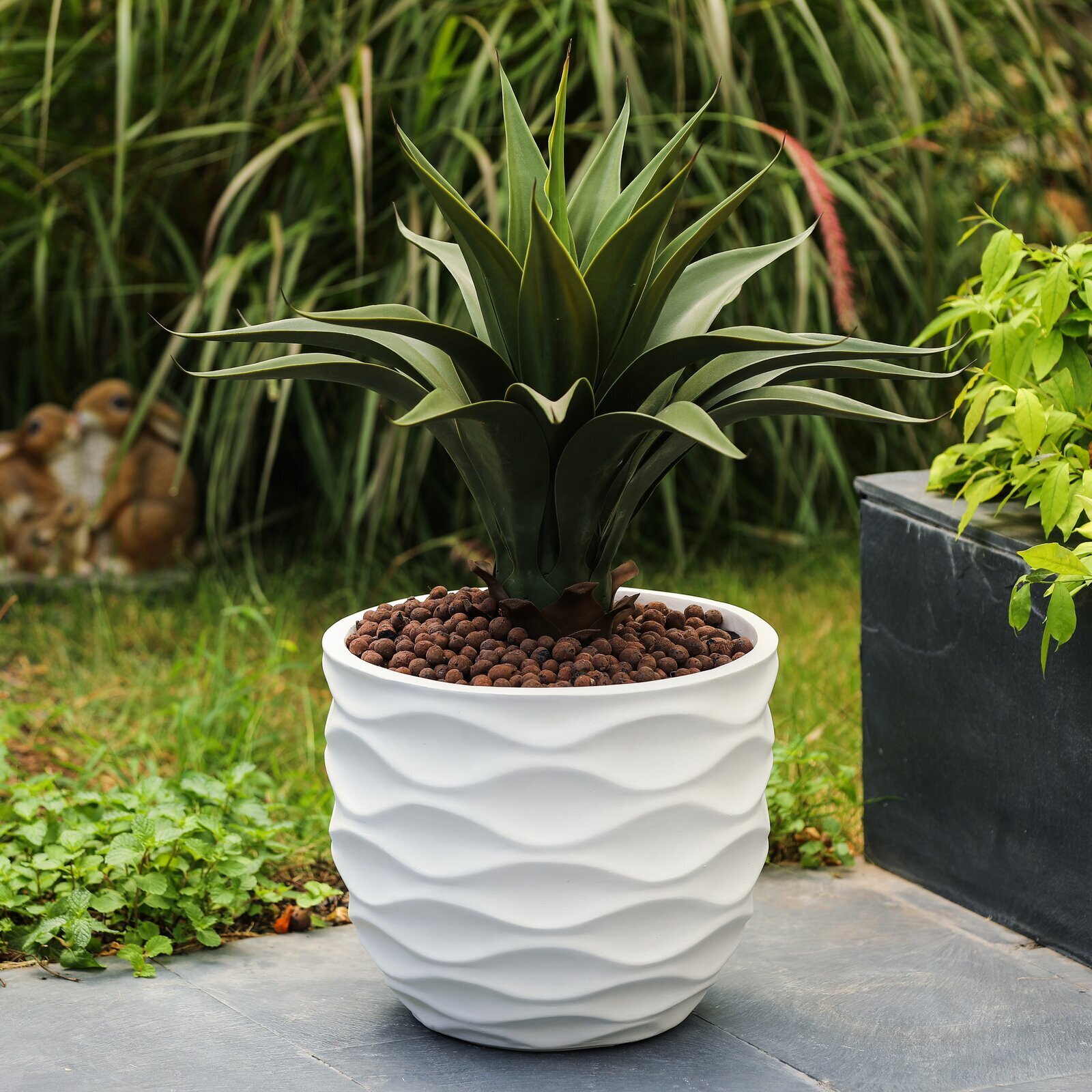 Wavy Large Pot Planter