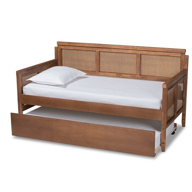 Wood frame wicker daybed with trundle