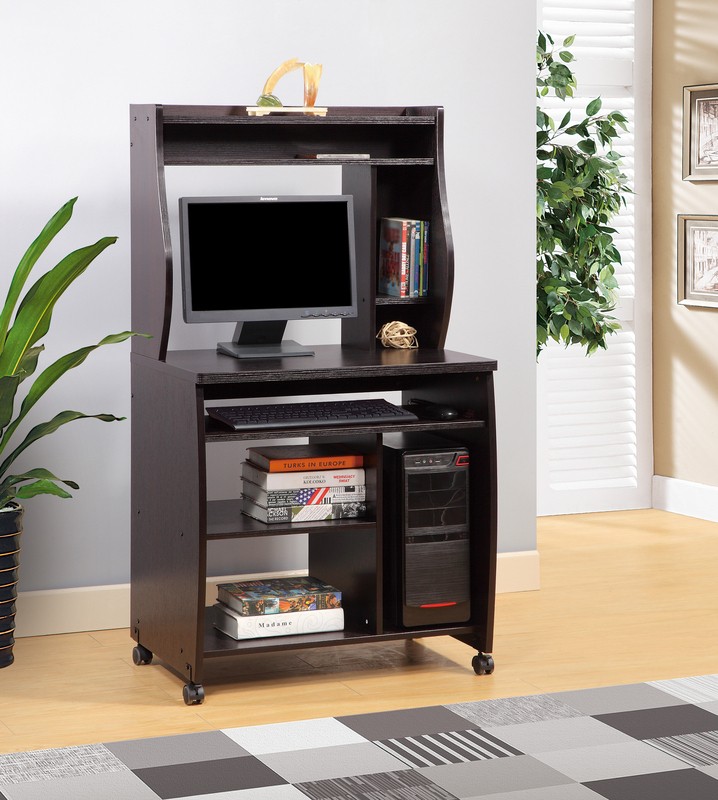 Yohan Desk with Hutch