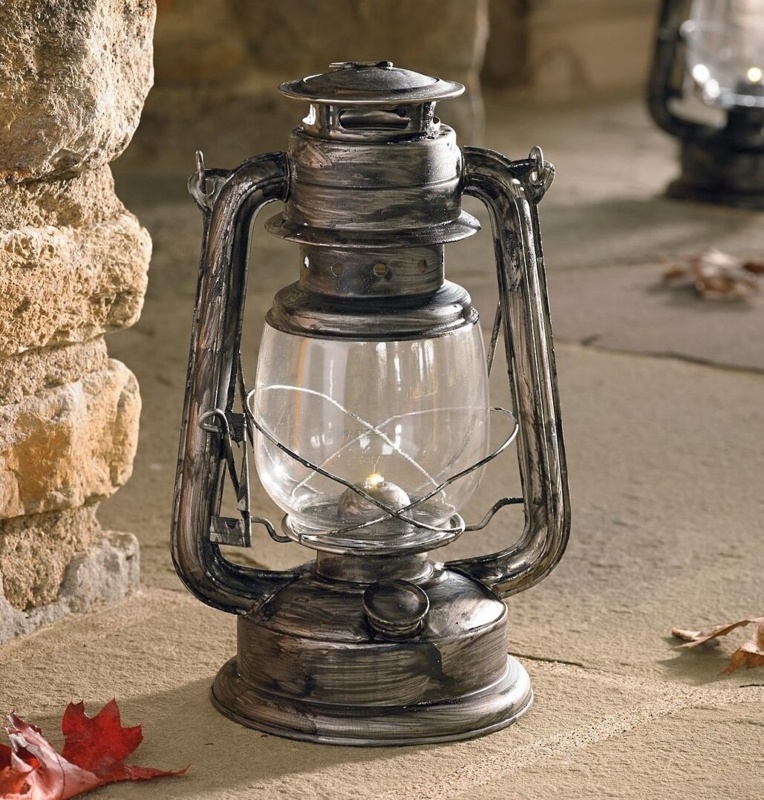 11" Battery Powered Integrated LED Outdoor Lantern