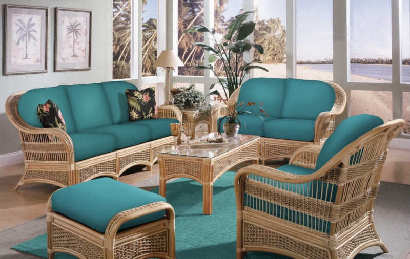 Sunroom Wicker Collection with Wide Arm Design