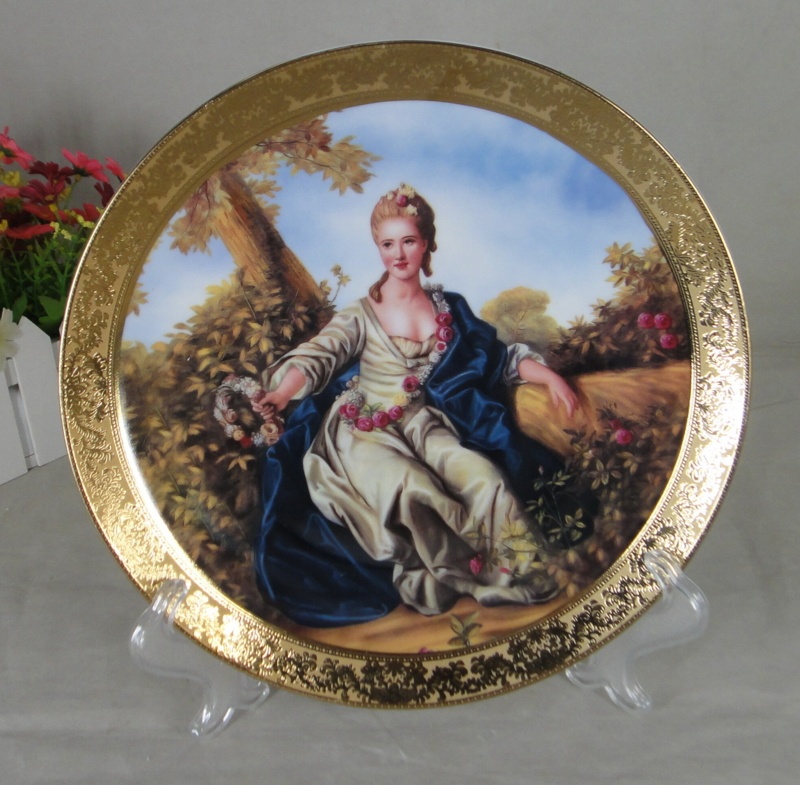 Aadvik Porcelain Decorative Plate