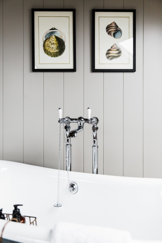 Add Texture to the Bathroom