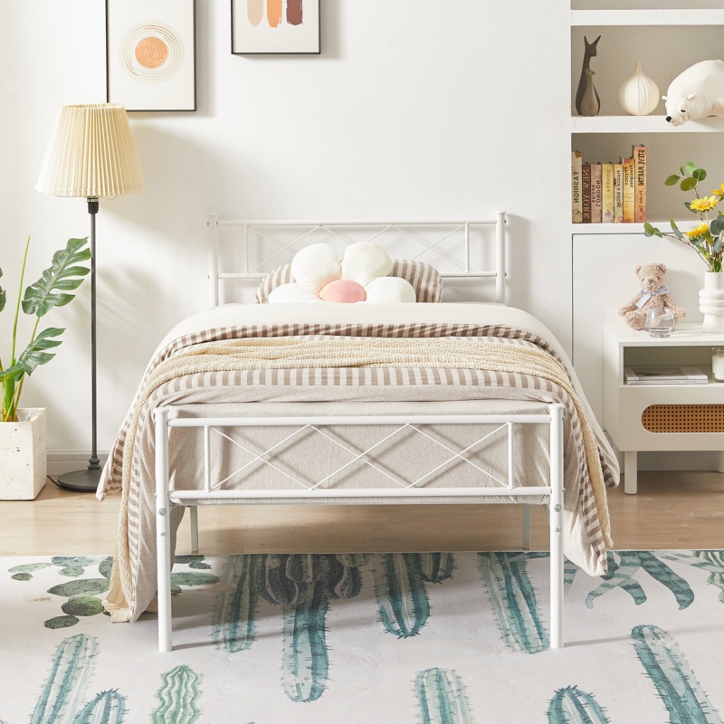 Aniyyah 35'' Bed Frame