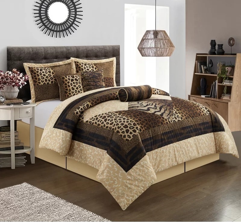 Bold Animal Print Bedding With Complete Set