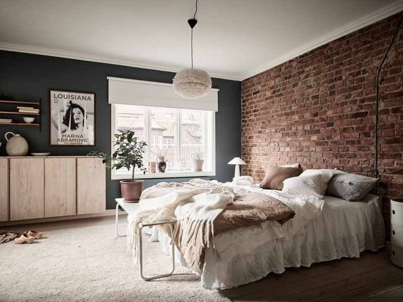 Brick Accent