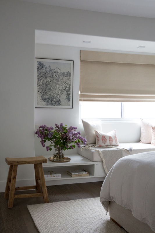 Choose Multi-functional Furniture