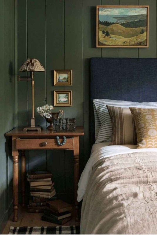 Display Family Heirlooms