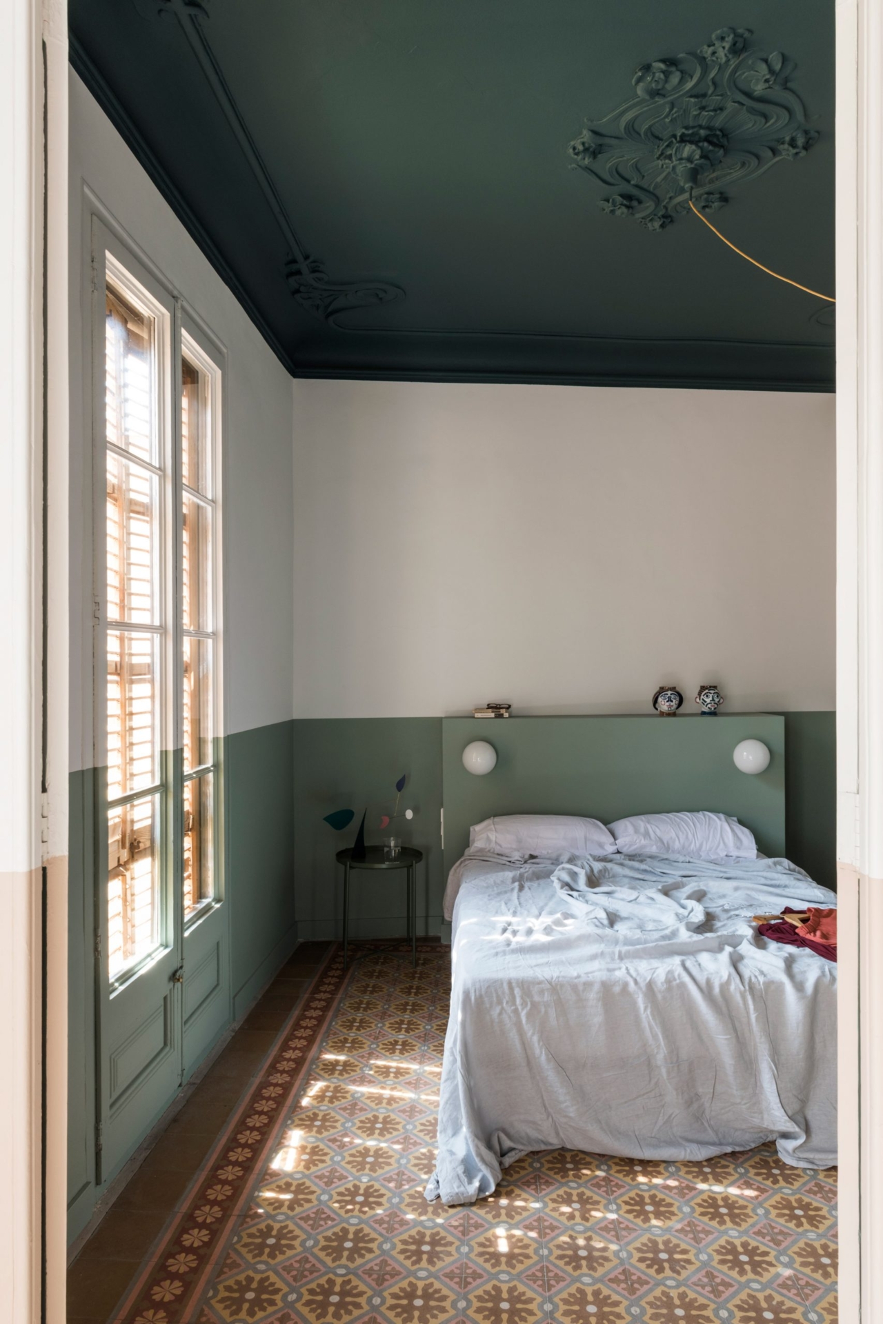 Experiment with a Colorful Ceiling