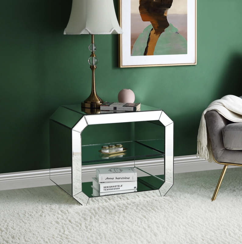 Modern Accent Table with Gorgeous Appeal