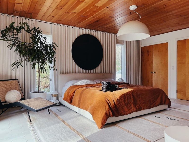 Incorporate Black Out Accents