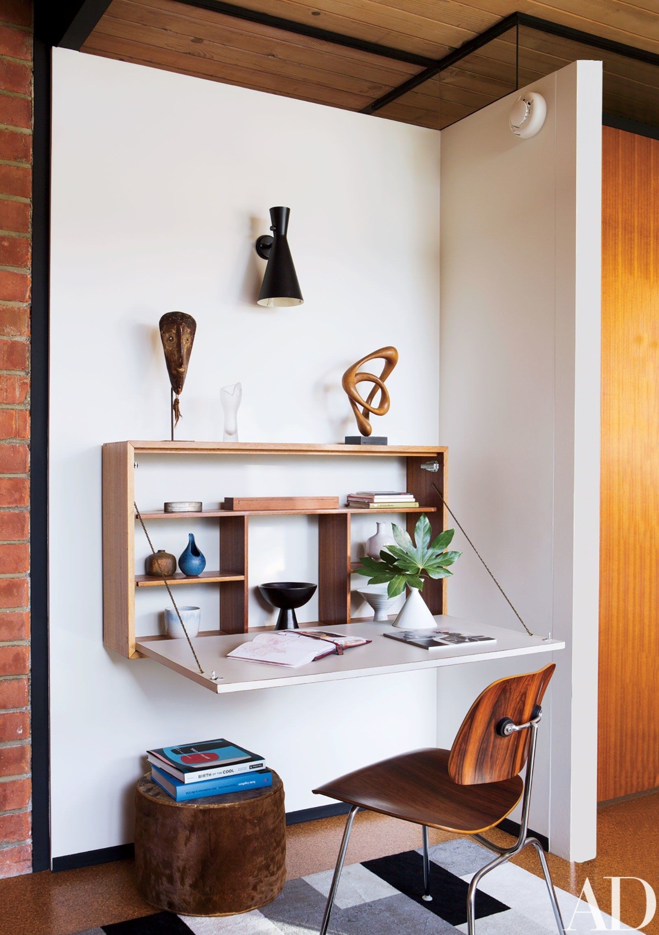 Install a Murphy Desk