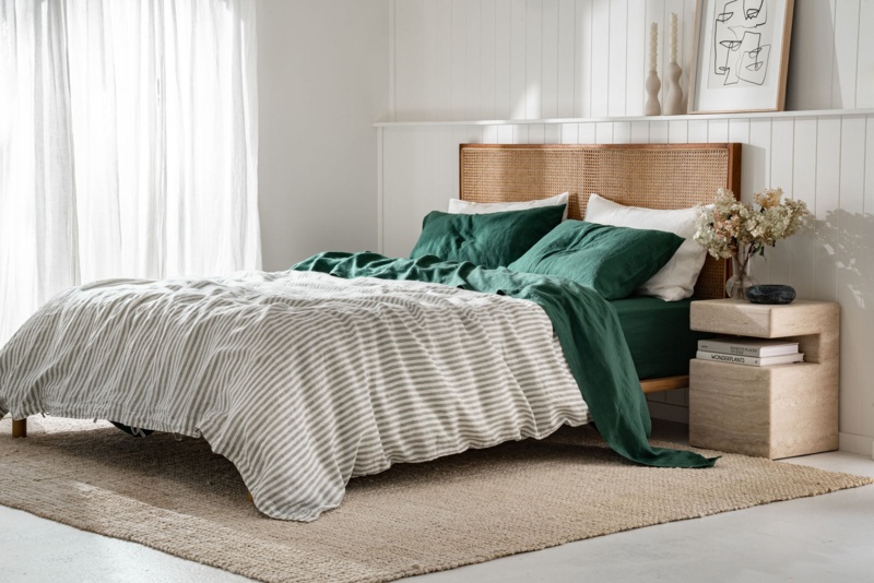 Introduce Teal Bedding