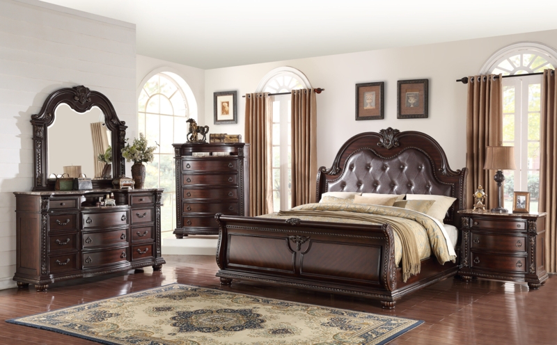 Cherry Brown Upholstered Sleigh Bedroom Set