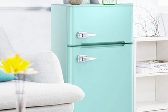 https://foter.com/photos/425/light-green-retro-mini-fridge-with-freezer.jpeg?s=b1