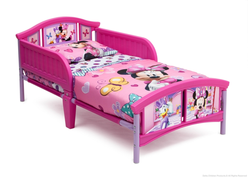 Minnie Mouse Toddler Bed with Guardrails