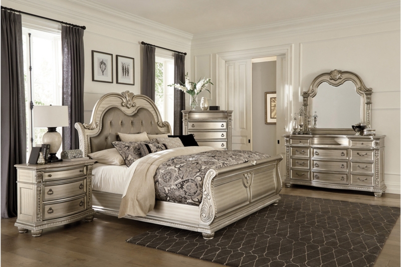 King Upholstered Sleigh 3 Piece Bedroom Set