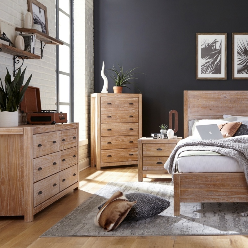 Montauk Solid Wood Standard 4 - Piece Configurable Bedroom Set