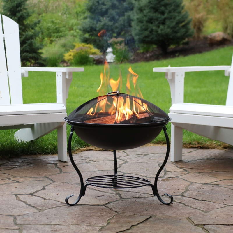 Grand Steel Fire Pit with Spark Screen and Poker