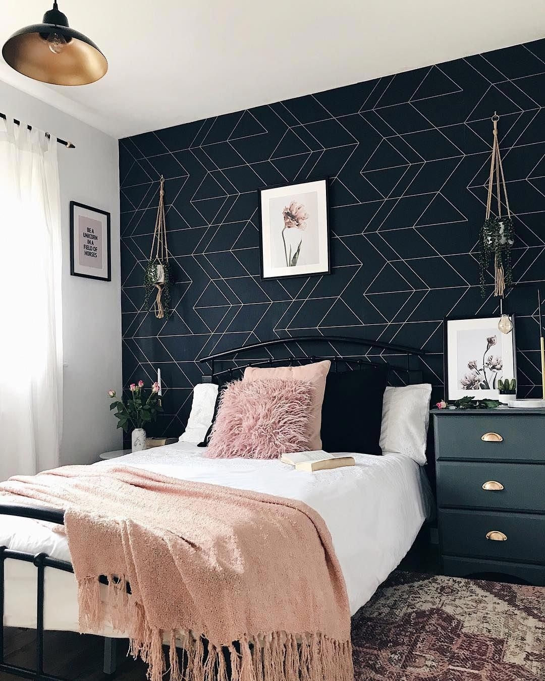 Opt for Geometric Patterns