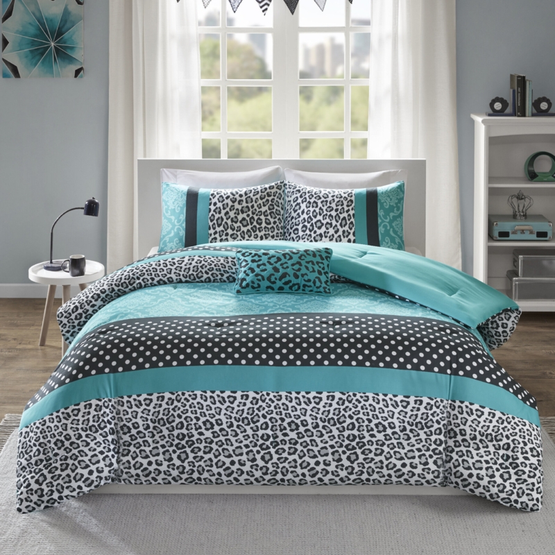 Bold Comforter Set with Polka Dots and Leopard Print