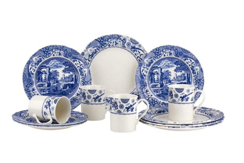 Spode Earthenware Dinnerware Set - Service for 4