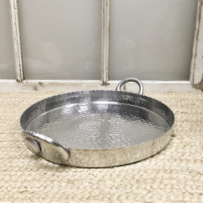 Hammered 19" Round Scallop Handle Tray
